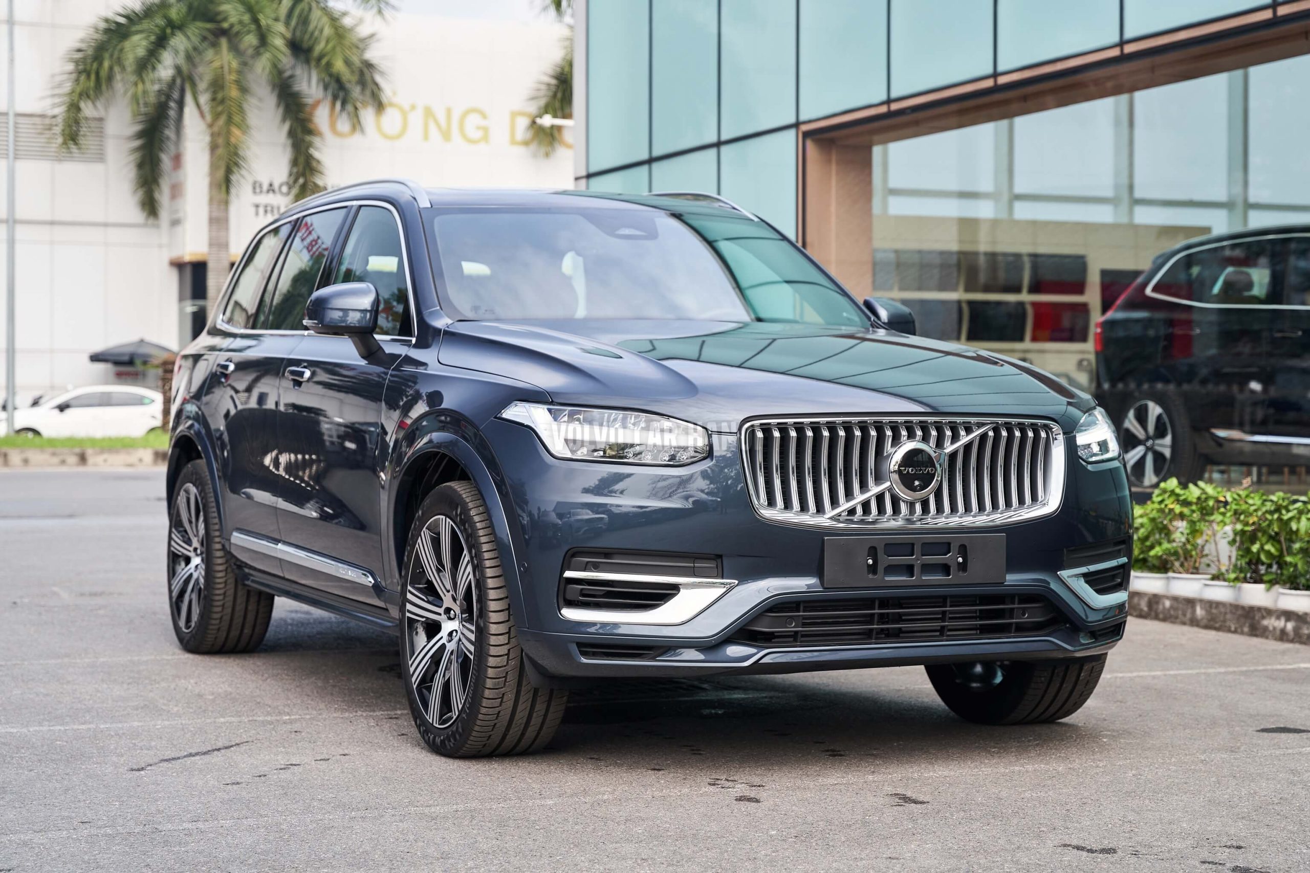 XC90 T8 Recharge Ultimate - Xanh 