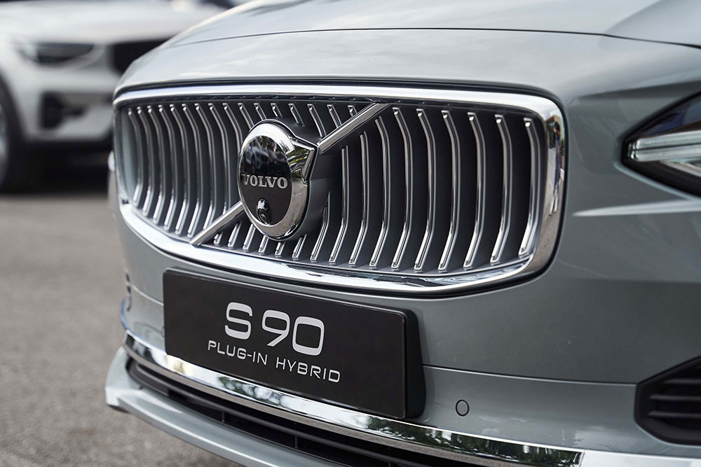 Volvo S90 Plug - In Hybrid Ultra 2025