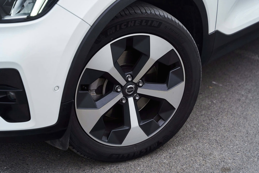 Volvo XC40 2023
