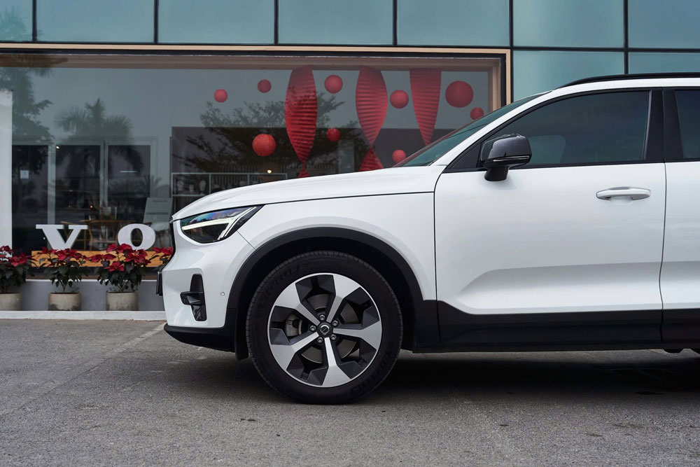 Volvo XC40 2023