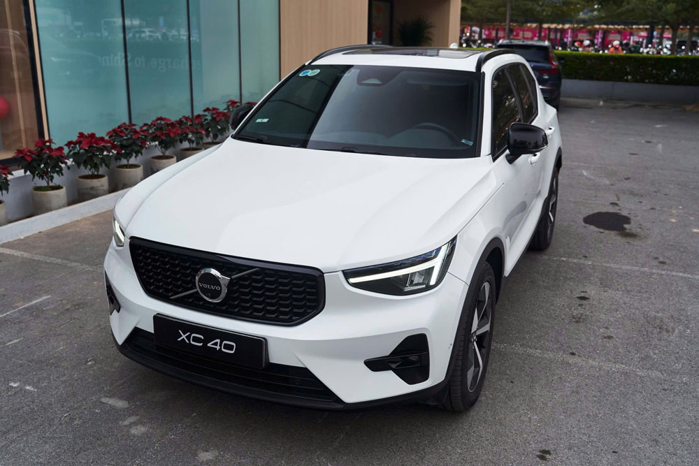 Volvo XC40 2023