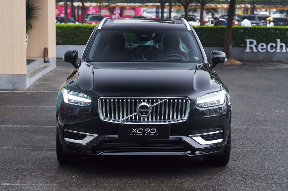 Xe Volvo XC90 giá bao nhiêu? Cập nhật giá bán 2025 Xe Volvo XC90 giá bao nhiêu?