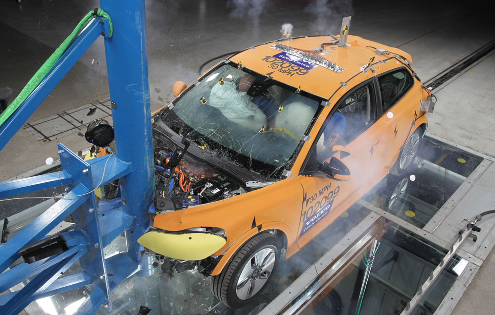 35286 Volvo C30 Electric Crash Test