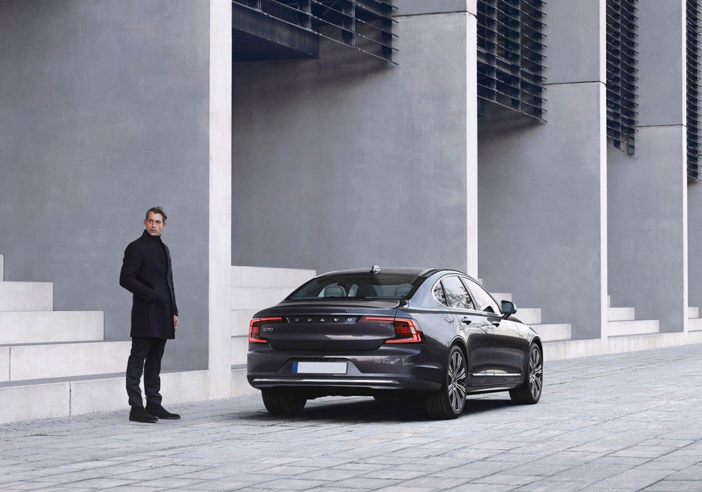 Volvo S90 2025: Giá, Ưu đãi & Đánh giá chi tiết tại Hà Nội Volvo S90 2025