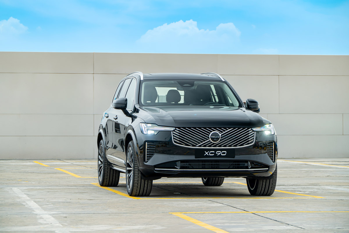 Giá xe Volvo XC90 2026