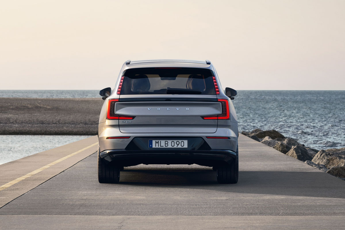 Volvo EX90